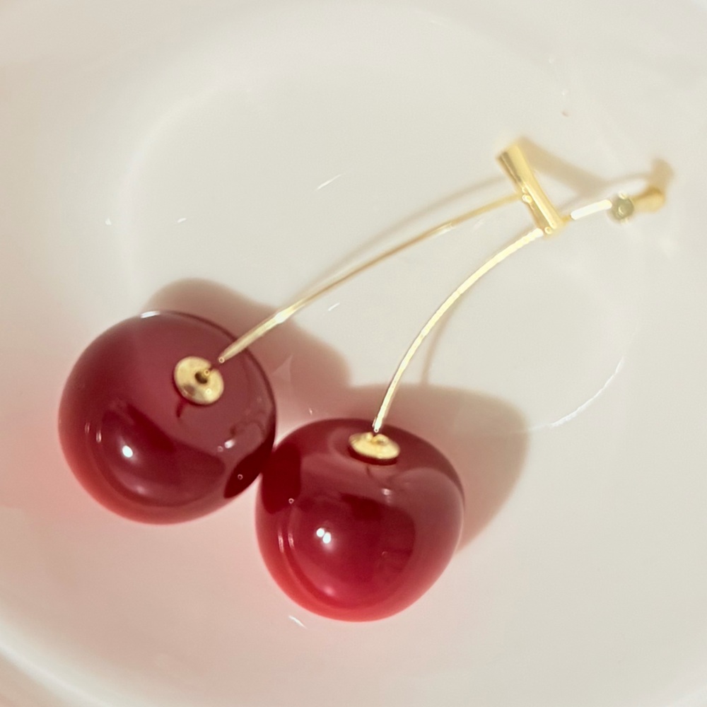 NEW! Red Sweet Cherries 🍒 Gold Dangle Earrings
